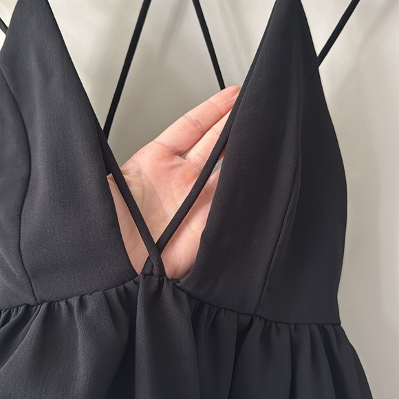 SILENCE & NOISE STRAPPY PEPLUM LOWCUT AND CROPPED TANK BLACK SIZE SMALL - Picture 2 of 8